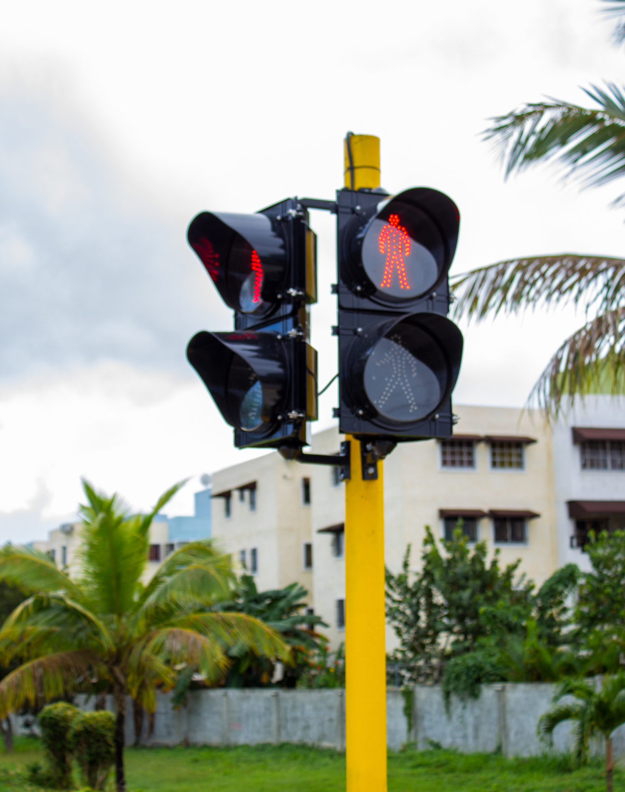 Dispositivo vial (semáforo)